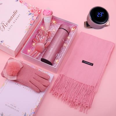 China Custom Made European American Christmas Birthday Gift Girls Thermos Mug Keep Warm Autumn Winter Scarf Gloves Suit Cashmere Fabric For Wome Gift Box for sale