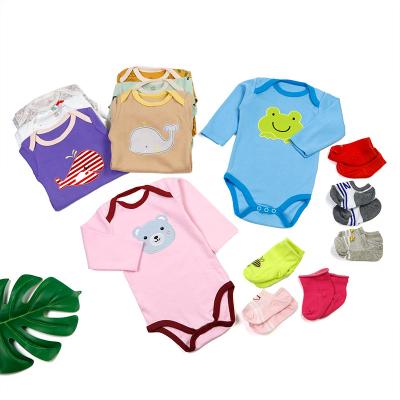 Chine Newborn Long Sleeve Long Sleeve Baby Clothes Infant Cotton Romper Long Sleeve Overalls With 3 Pairs Socks à vendre