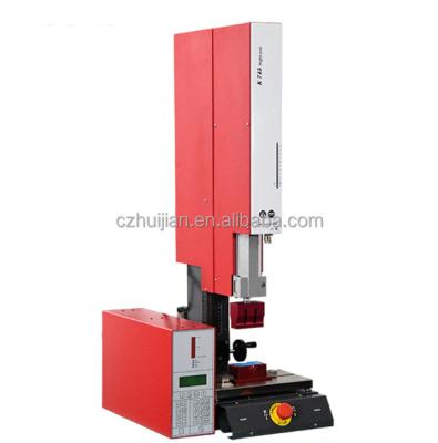 China Garment Shops Easy To Use Ultrasonic Plastic Welding Machine for sale