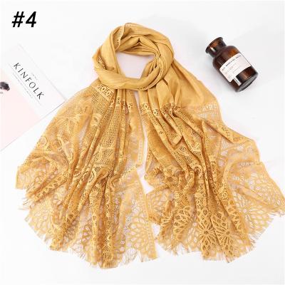 China Hijab Lace Scarf Hijab Muslim Woman Soft Maxi Shawl Wrap Flower Eyelash Cotton Malaysia Tudung Scarf for sale