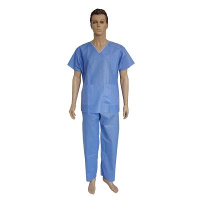 China Medical OEM Spunlace/PP/SMS Nonwoven Breathable Patient Gown Scrub Disposable Short Doctor Suit Sleeves Nurse Dentist Gown Te koop