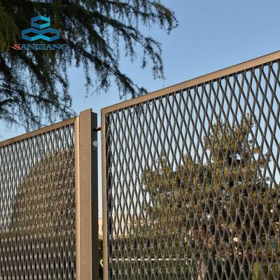 China Easily Assembled 2019 New Expanded Metal Gates and Expanded Metal Gate/Fence for sale