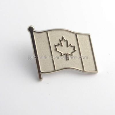 China USA Custom Die Struck Silver Flag Pin Maple Pin Badge for sale