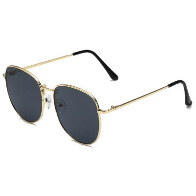 China 2021 New Custom Logo OEM Retro Vintage Pilot Fashion Men Women Classic Sunglasses for sale