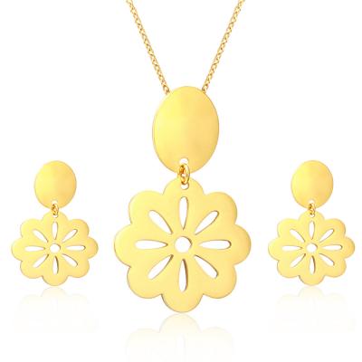 China Stainless Steel Jewelry Cute Silver Flower Necklace Set Female Jewelry for sale