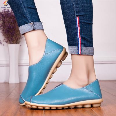 China Good quality round flats leather shoes for women new styles slip on ladies outdoor shoes for sale