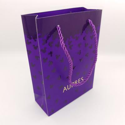 China Recyclable Custom High Quality Paper Gift Shopping Bag Paper Bags With Your Own Logo for sale