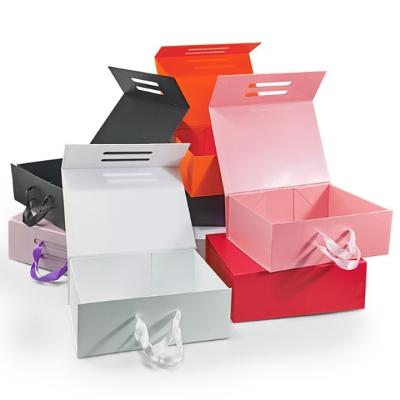 China Recycled Materials Wholesale Cosmetic Packaging Case Apparel Gift Boxes With Magnetic Lid for sale