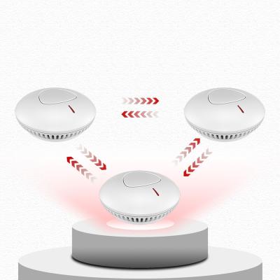 China RF433 Interconnected Smart Home Photoelectric Wireless Smoke Detector Interconnect Security System Built-in Lithium Battery For Voice For 10 for sale