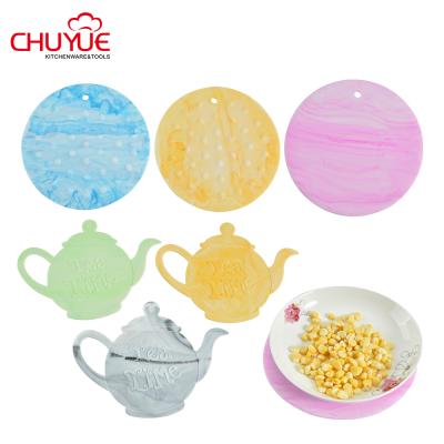 China Latest Cloud Grain Viable Shape Decoration Custom Silicone Dining Place Mat Round Table Mat for sale