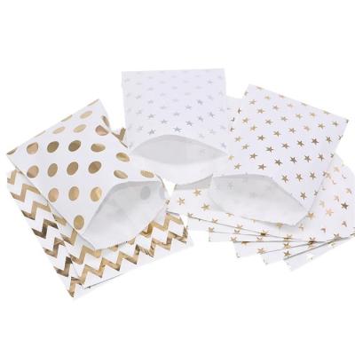 China Recyclable oil-proof paper bag bakery storage food packaging bag paper candy cookies takeout bag for sale