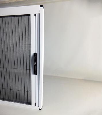 China Home And Commercial Environment Economical Retractable Muggen Anti Stof Pleated Screen Shutter for sale