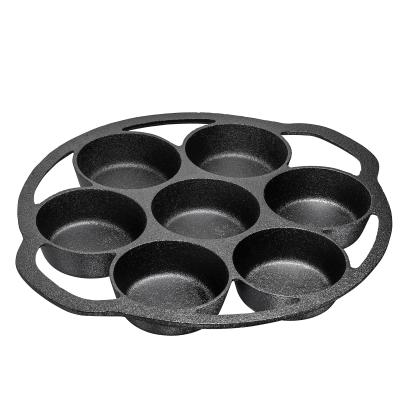 China Classic Cast Iron Cake Pan With 7 Cups Around Kitchen Tools Cast Iron Nonstick Baking Cake Pan for sale