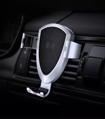 China For Mobile Phone or Tablet Car Universal Wireless Charger Mount Phone Holder QI Wireless Charging Holder For Smart Phone for sale