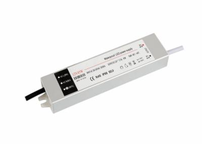 China prenda impermeable 12V 3.75A LED de 45W IP67 que enciende la fuente de alimentación de Converter 24V 2.08A del conductor que cambia en venta