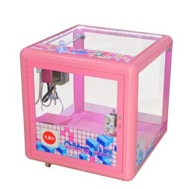 China Mini Metal Cube Claw Machine Toy Claw Crane Machine Candy Claw Machine for sale