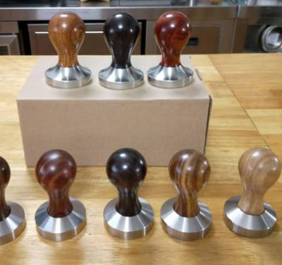 China OEM 58mm Diameter Stainless Steel Walnut Handle Adjustable Flat Adjustable Espresso Coffee Tamper for sale