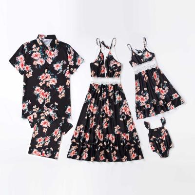 China 2021 anti-shrinkage European and American new flower print family parent-child T-shirt one-shoulder dress parent-child clothing for sale