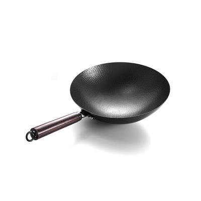 China Wholesale High Quality Viable Classic Cast Iron Cookware Wok 30Cm Large Wok Pan for sale