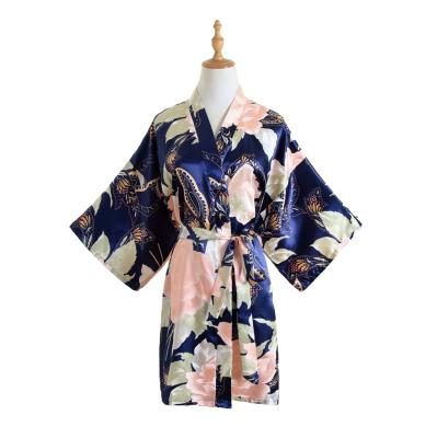 China QUICK DRY Wedding Floral Silk Maxi Robes Satin Kimono Long Bridesmaid Robes For Women for sale