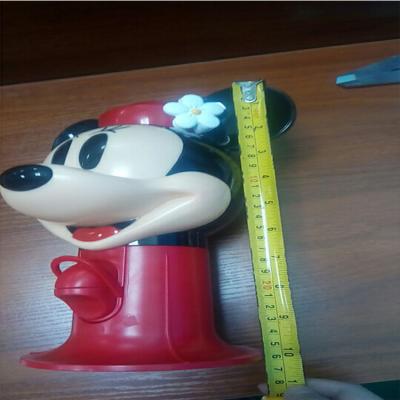 China Cartoon Toys Machine Plastic Style Gumball Spiral Candy Dispenser for sale