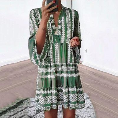 Chine Dress summer 2020 new printed dress women loose European and American fashion V-neck chiffon pleated skirt à vendre