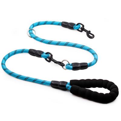 China Sustainable Correa De Perro Nylon Braided Rope Portable Leather Led Hands Free Pet Cotton Climbing Dog Leash Designer for sale