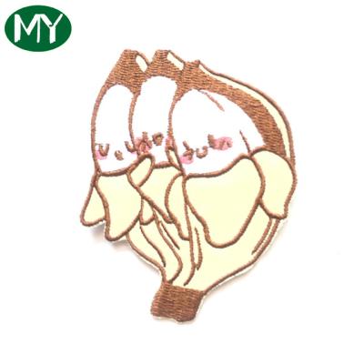 China 3D Pattern Applique Glitter Embroidery Bird Textile Badges Animal Apparel Patch For Costumes for sale