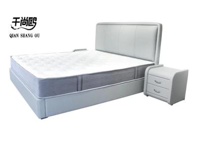 China Conveniente simple tapizada obra clásica de cuero suave de la cama de plataforma en venta