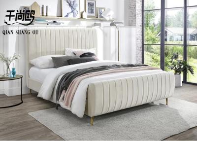 China Soft / Strong Fabric Upholstered Beds European Style Luxurious comfortable for sale