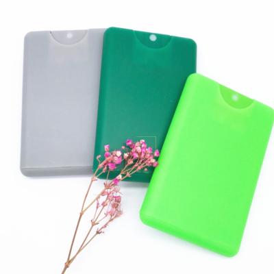 China Wholesale 20ml Eco-friendly Recyclable Plastic Spray Perfume Card Bottle for sale