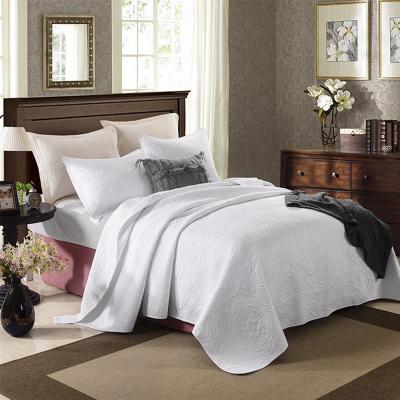 China Bedding Anti-static Three-piece Cotton Hotel White Embroidery Quilted Cool Air Conditioning Summer Comforter Bedspread Custom for sale