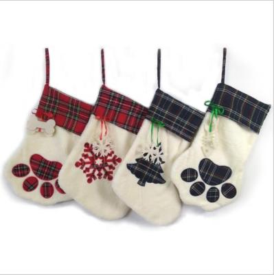 China Eco-Friendly and Reusable Fireplace Christmas Monogram Decoration Christmas Buffalo Plaid Hanging Stocking Bags for Dog Pet Paw for sale