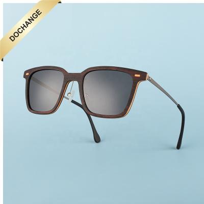 China 2022 Fashion Sun Glasses Wooden Logo Bamboo Fashion Black Mirror Metal Eye OEM Custom Spring Frame for sale