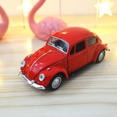 China 1:32 Metal Material Eco-friendly Doors Open Pull Back Alloy Custom Diecast Car Toys For Kid Model Vintage Car Toy for sale