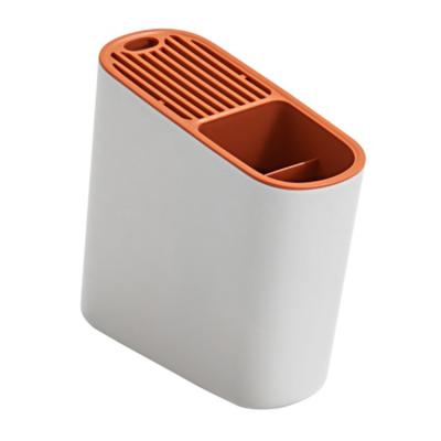 China Modern Multifunctional Knife Rack Kitchen Supplies Basket Container Kitchen Storage Plastic Beveled Rack for sale