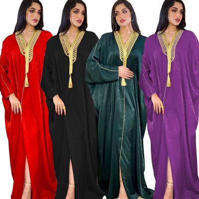 China Wholesale Dubai Maxi Velvet Luxury Batwing Abaya With Gold Embroidery Black Open Long Abaya AB015 Kimono Muslim Islamic Clothing Long Sleeve Dresses AB015 for sale