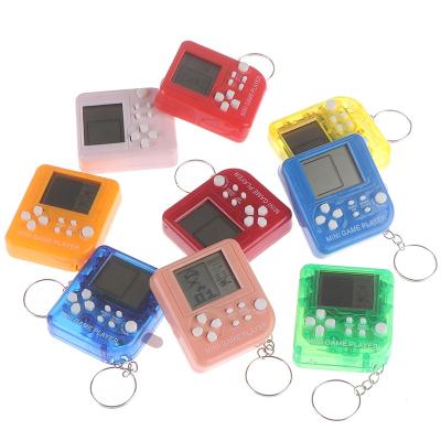 China Big Screen Children's Game Games Retro Mini Classic Game Machine Retro Brick Game Handheld Console With Key Chain for sale