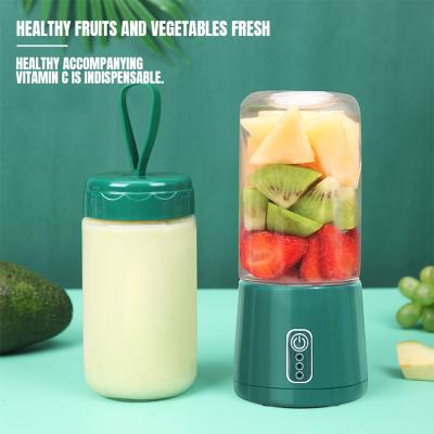 China New Household China Factory Silicone Flat Handle USB Mini Portable Blenders and Juicers for sale