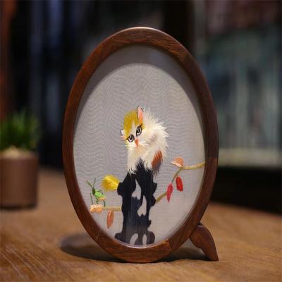 China High-end articl SuXiu of Suzhou embroidery kitten art Chinese embroidery table top decoration three-dimensional table top decoration gift for sale