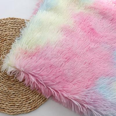 China Amazon Success Tie Dye PV Dye Colorful 100% Polyester Plush Hometextile Hometextile Shrink-Resistant Fabric For Home Textile Toy Dog Bed for sale