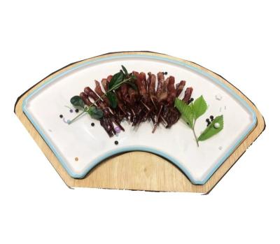 China Modern Hot Sale Modern Melamine Ceramic Food Serving Tray With Wooden Base for sale