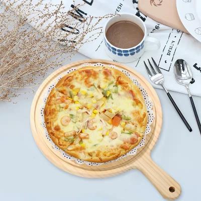 China Sustainable Pine Wood Pizza Dishes Serving Cutting Board Pizza Board With Handle for sale