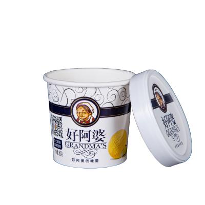 China Disposable White Paper Cup Ice Cream Lid And Spoon Custom Logo Printed for sale