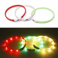 China El modelo de la Navidad enciende para arriba los cuellos de la seguridad del LED para los perros cómodos para llevar en venta