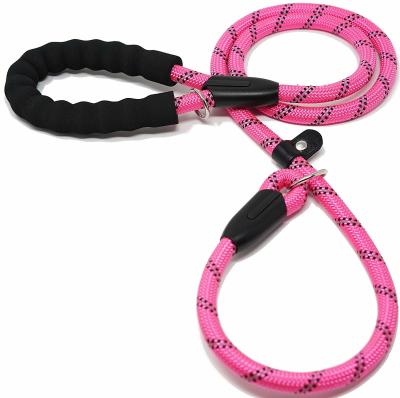 China 6FT Dog Harness Leash Extremely Durable , Slip Leash Harness Highly Reflective for sale