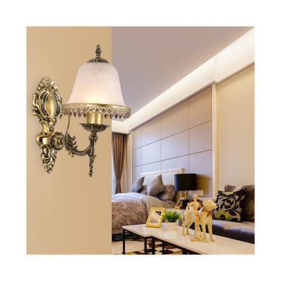 China Modern Gold Polished Glass Shade Decorate Electric Wall Lamp And Wall Light With Plug for sale