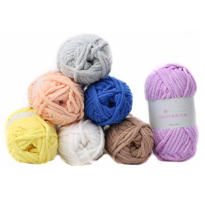 China Anti-pilling Wholesale Gram Weight 50g Polyester Yarn Knitting Yarn Chenille Yarn For Line Carpet Pillow Crochet Blanket for sale