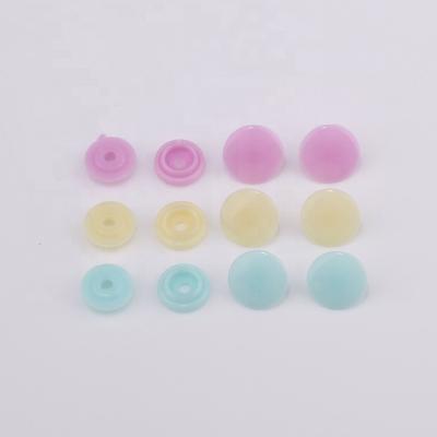 China 2019 high quality viable 9mm 10mm plastic color snap button clear for sale