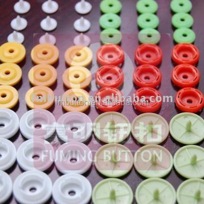 China Plastic Snap Dry Cleaning 12.4mm Baby Cloth Diaper Button for sale